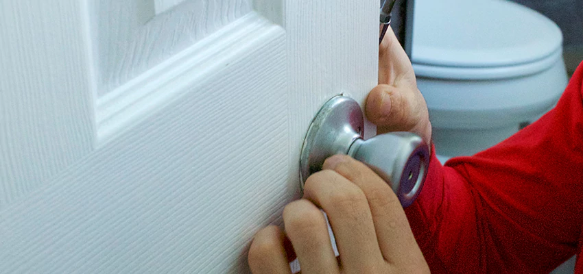 Vintage Door Knob Replacement in Brawley, CA